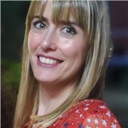 Maestra de primaria especialista en inglés y francés, da clases de apoyo en todas las materias a niños/as de todas las edades